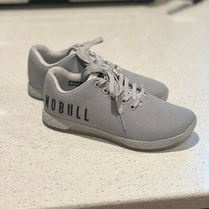 NoBull trainers size 5 M / 6.5 womens
